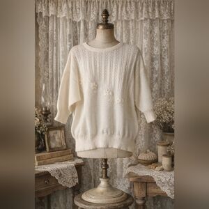Vintage Perspective Classic Classique Cream Floral Knit Sweater Size L Soft